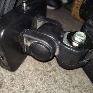 Tv Wall Mount 27" And Smaller